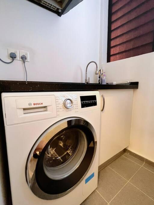 Homely 2br Heritage D'sara @ Link To Mrt, Near Thomson Hospital & Hospital Sungai Buloh