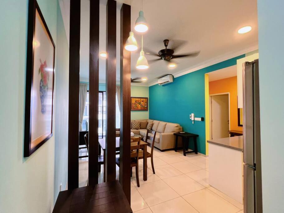 Homely 2br Heritage D'sara @ Link To Mrt, Near Thomson Hospital & Hospital Apartment *