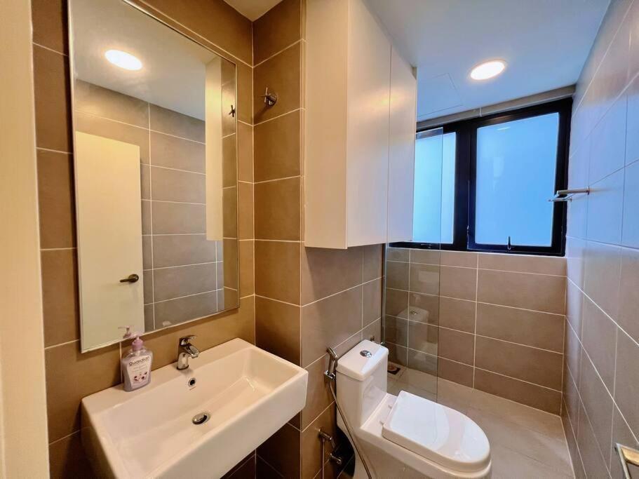 Homely 2br Heritage D'sara @ Link To Mrt, Near Thomson Hospital & Hospital Sungai Buloh